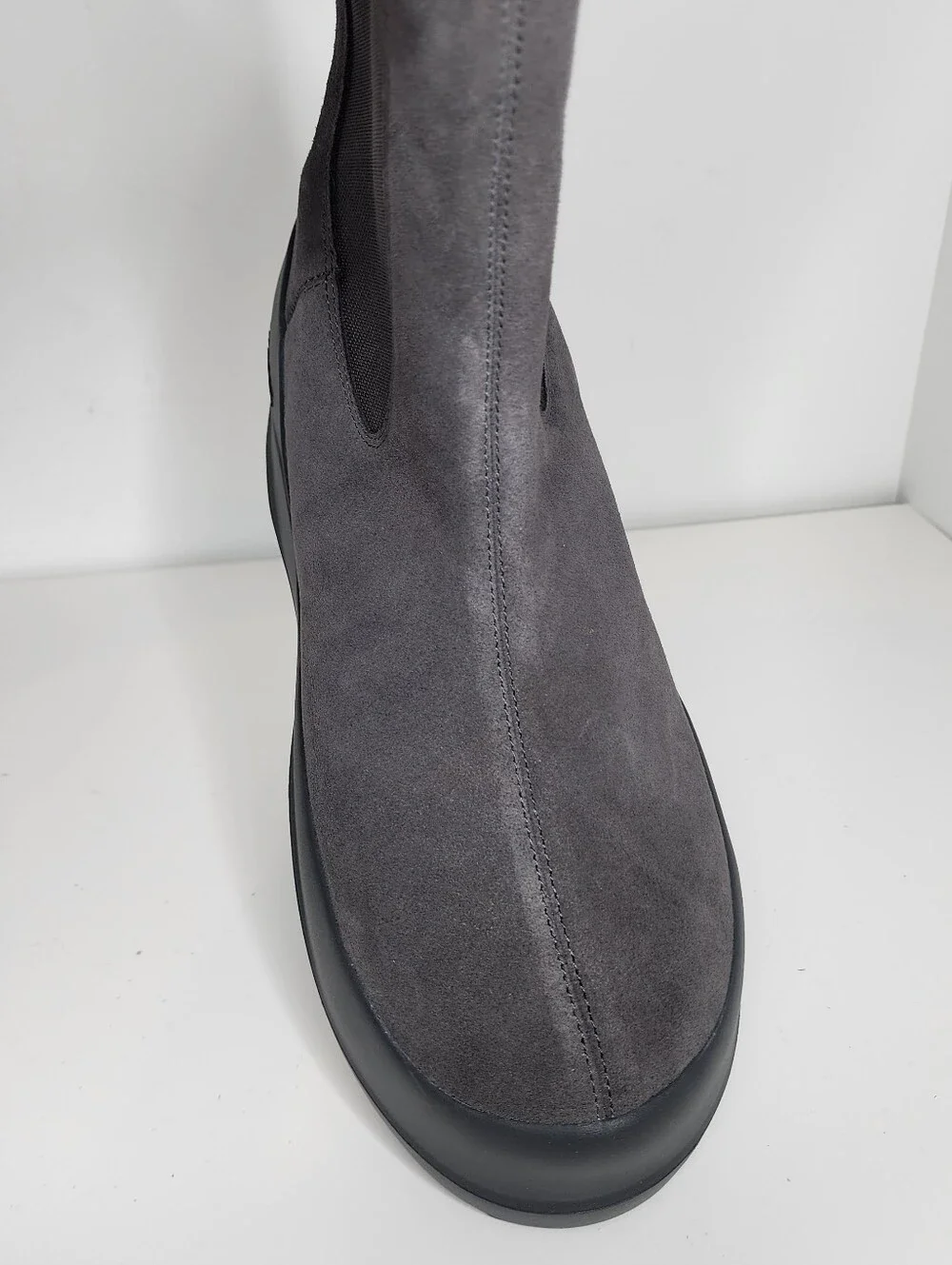 Moon Boot suede chelsea